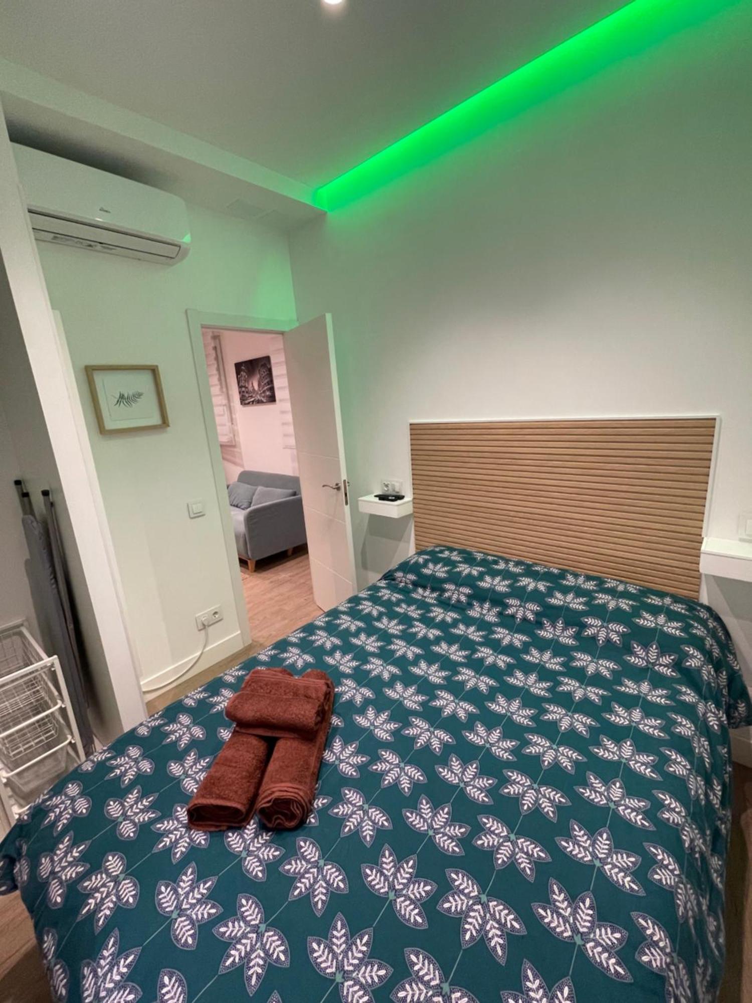 Cozy Apartment In Plaza Espana /Gran Via Madrid Extérieur photo